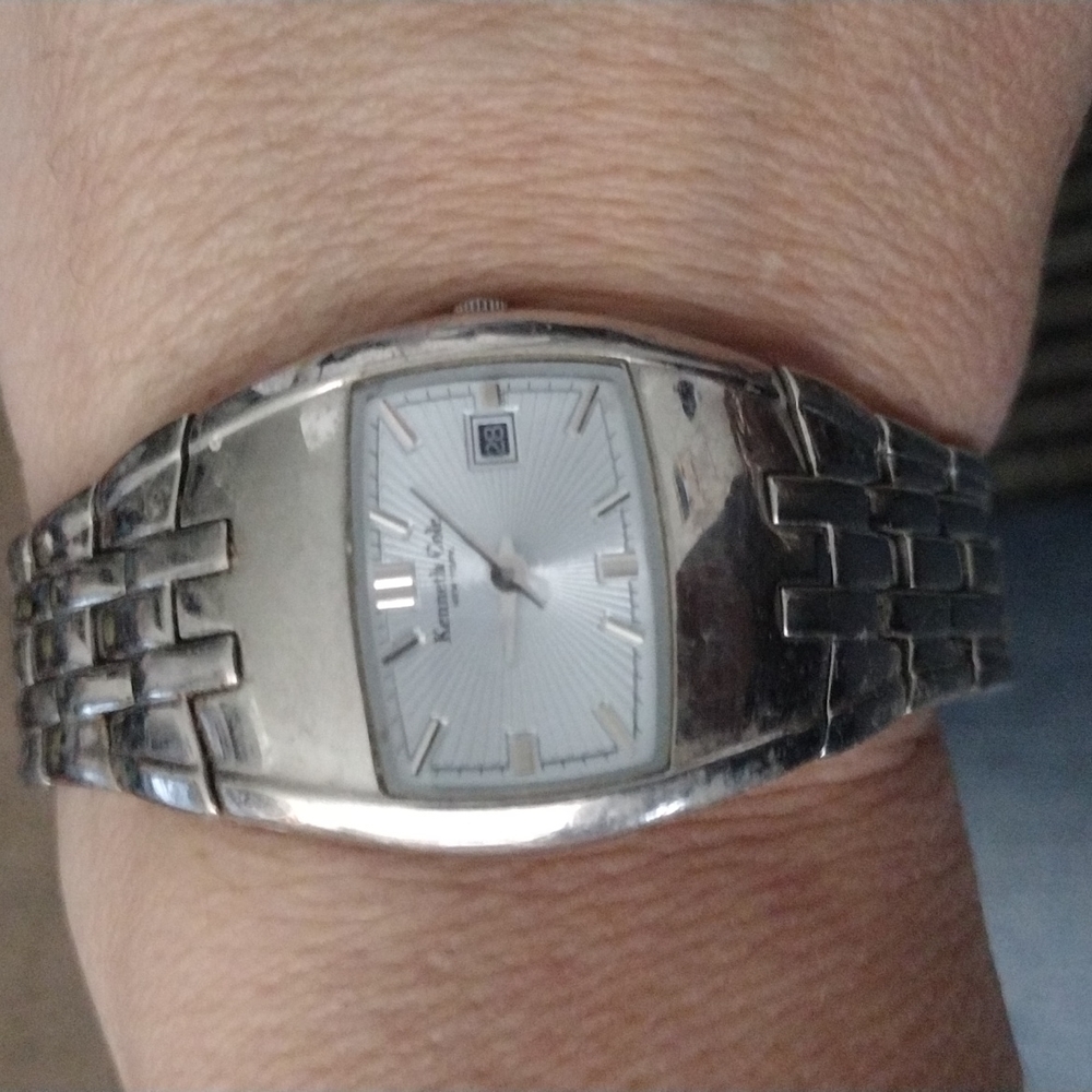 KENNETH COLE BABY BLUE FACE SILVER BAND WATCH  NEEDS BATTERY "UNISEX"